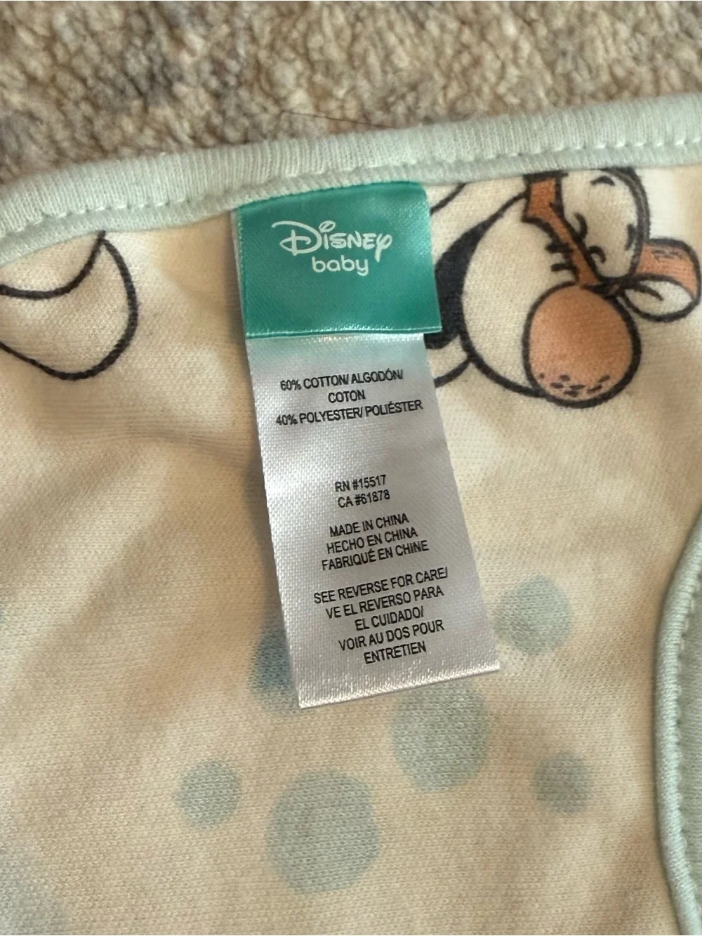 Disney Baby Winnie the Pooh Bundle 3-6M 2 Bodysuits 2 Bibs